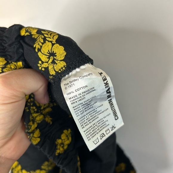 China Market Smiley Shorts Floral Smiley Face Large - Picture 9 of 10